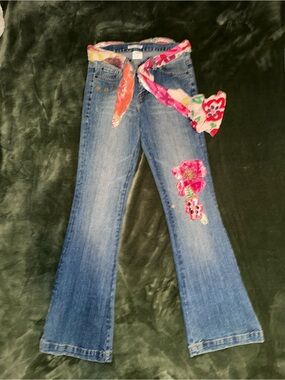 Alberto Makali Embellished Women’s Blue Jeans with Floral Applique